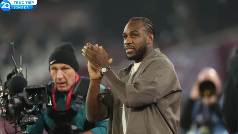 michail-antonio